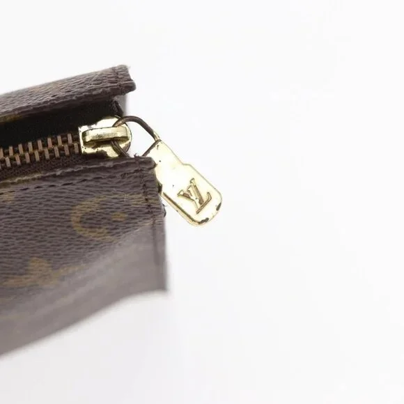 LOUIS VUITTON Monogram Poche Toilette 26 Pouch - Picture 12 of 15